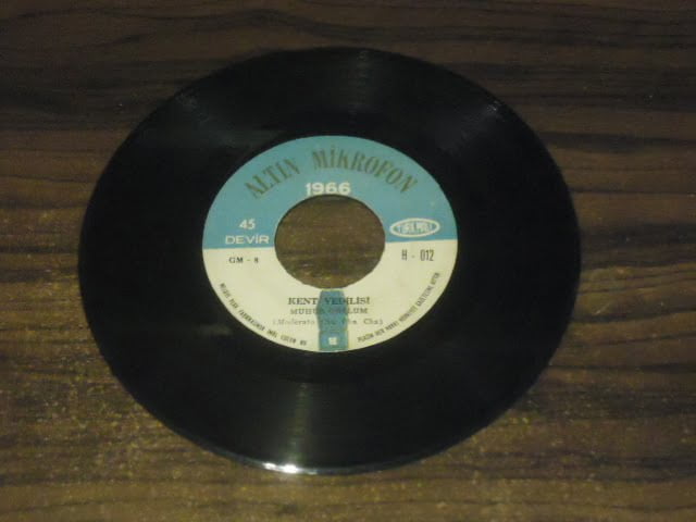 KENT YEDİLİSİ - Kara Kaşlı Haticem - Mühür Gözlüm